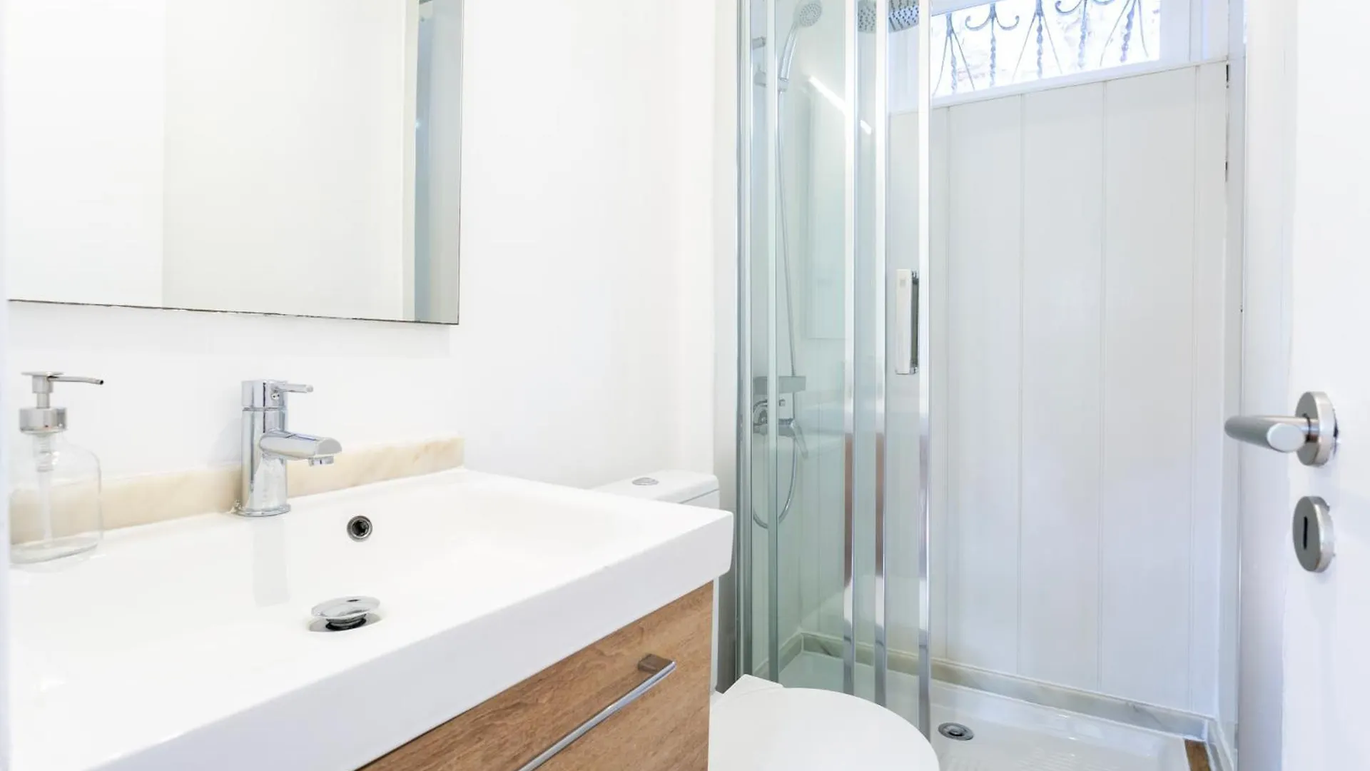 Apartment Cozy 1Bdr Flat In The Trendiest Neighborhood! Lisbon